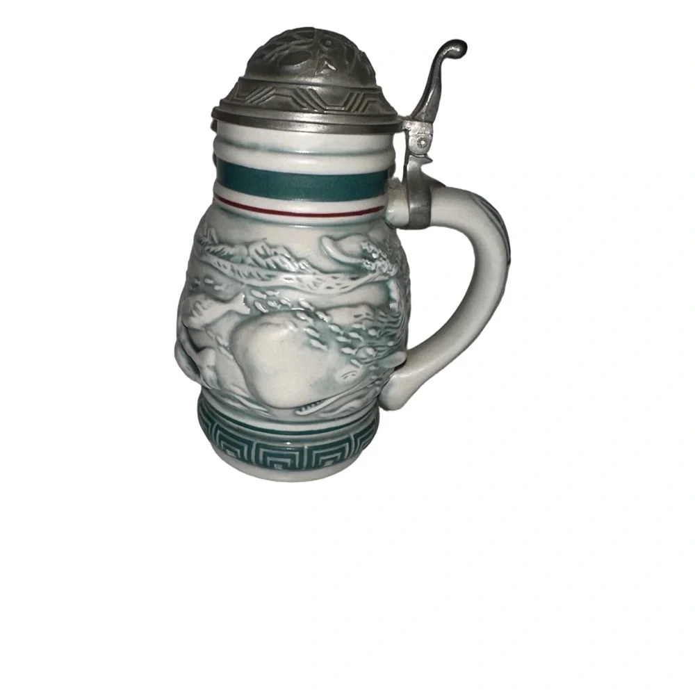 Avon Endangered Species Sperm Whale Beer Stein